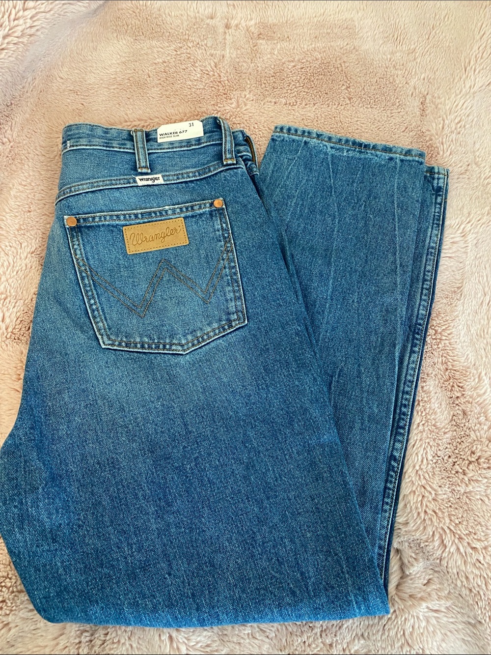 Wrangler Women’s High Rise Jeans in Classic Denim Blue